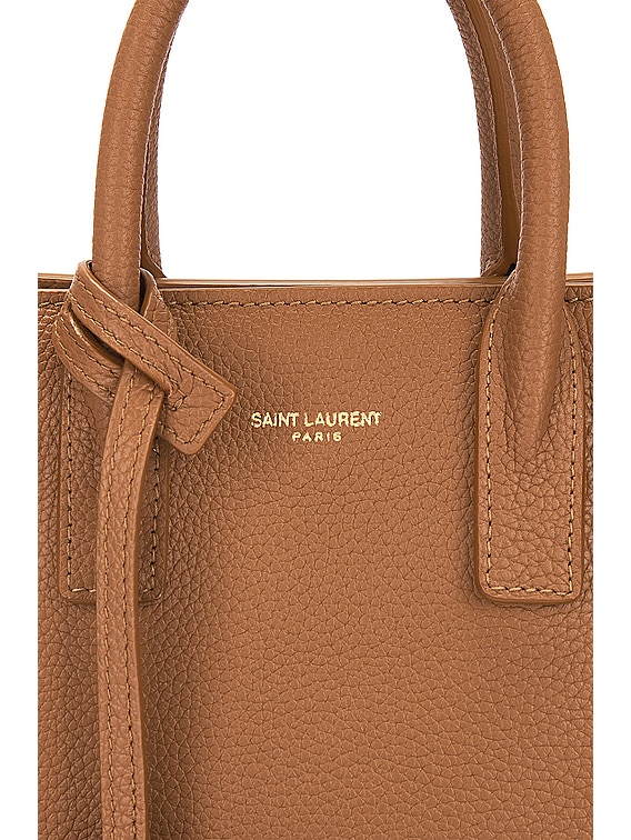 Saint Laurent NANO SAC DE JOUR バッグ - Cinnamon | FWRD