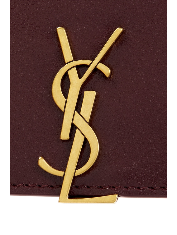 ★Saint Laurent★ パスポートケース ホットワイン Saint Laurent パスポートケース - Hot Wine | FWRD