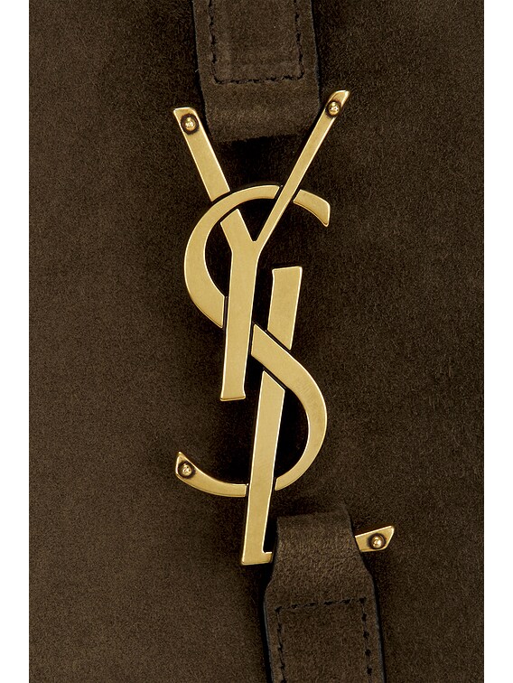 Saint Laurent Large Le 5 a 7 Supple Shoulder Bag in Light Musk | FWRD
