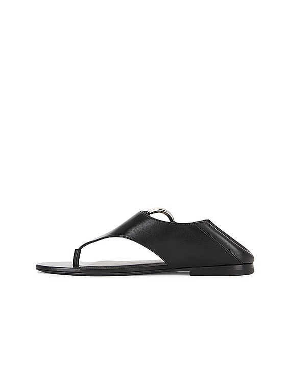サンダル・ミュール Saint Laurent SANDAL (825740AAETH 2563) Saint Laurent Xsl Flat Sandal in Noir | FWRD