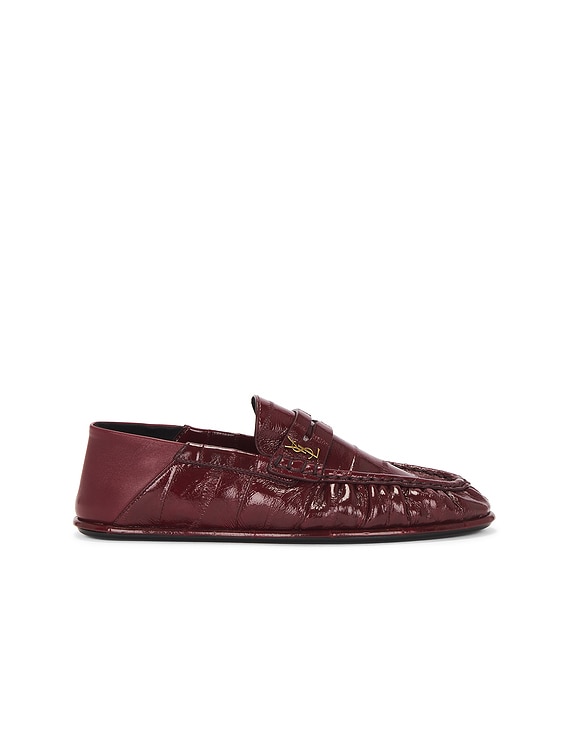 シューズ・サンダルその他 Saint Laurent Dark red leather loafer with monogram Saint Laurent Peg Le Loafer in Grenat | FWRD