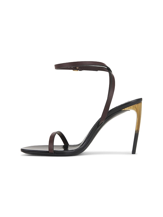 Saba Sandal