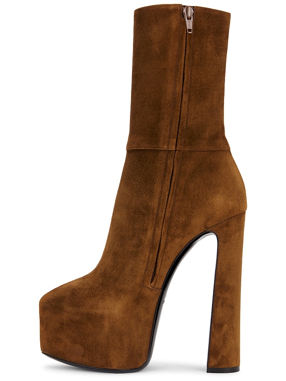 Tria Boot