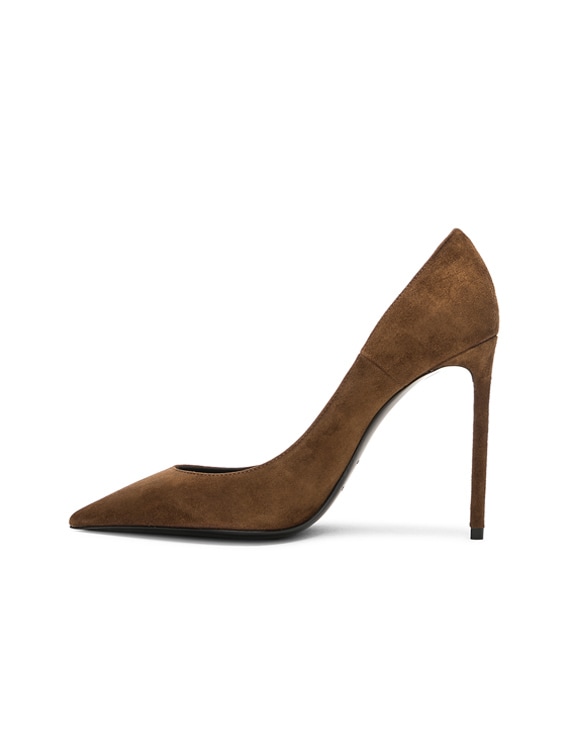 Saint Laurent Suede Zoe Pumps in Caramel FWRD