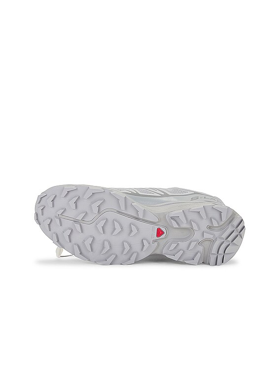 Salomon XT-6 in Ghost Gray & Gray | FWRD