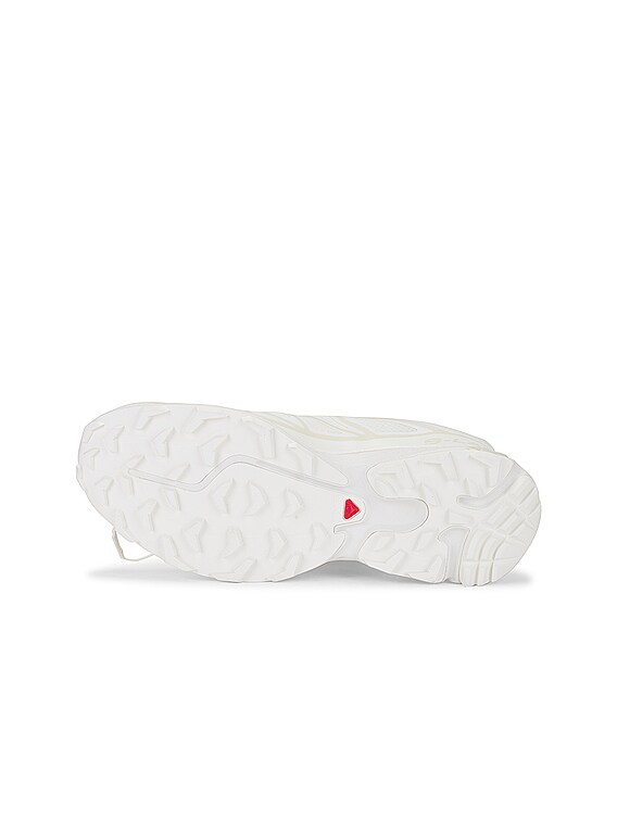 Salomon XT-6 in Vanilla Ice & Almond Milk | FWRD Salomon XT-6 in Vanilla Ice & Almond Milk | FWRD