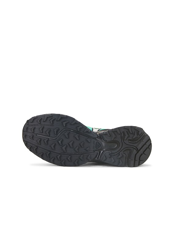 Xt-Whisper Sneakers