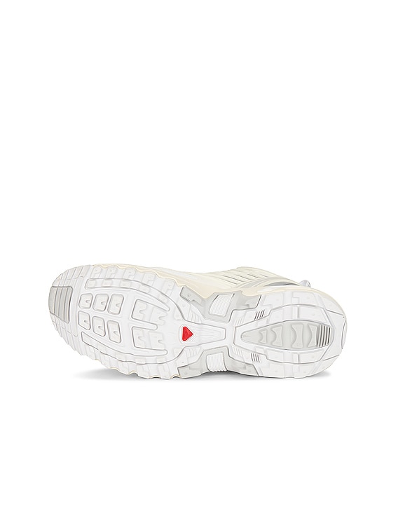 Salomon スニーカー - White, Vanilla, & Lunar Rock | FWRD