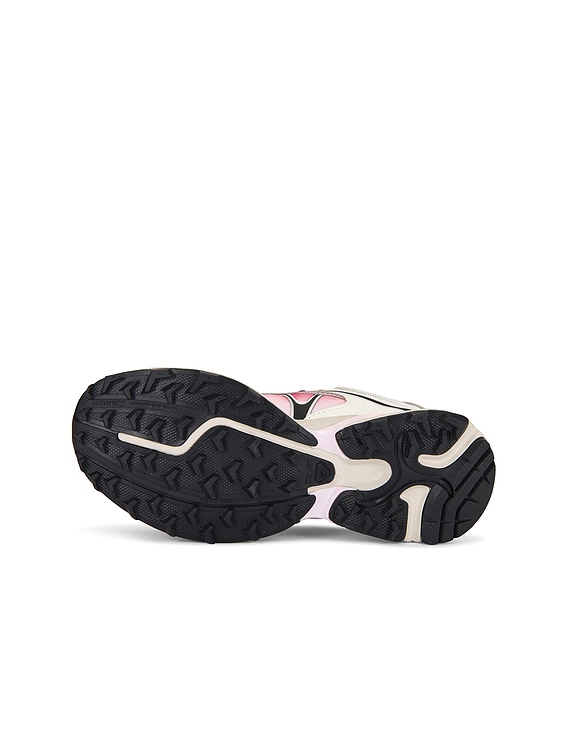 XT-Whisper Sneaker