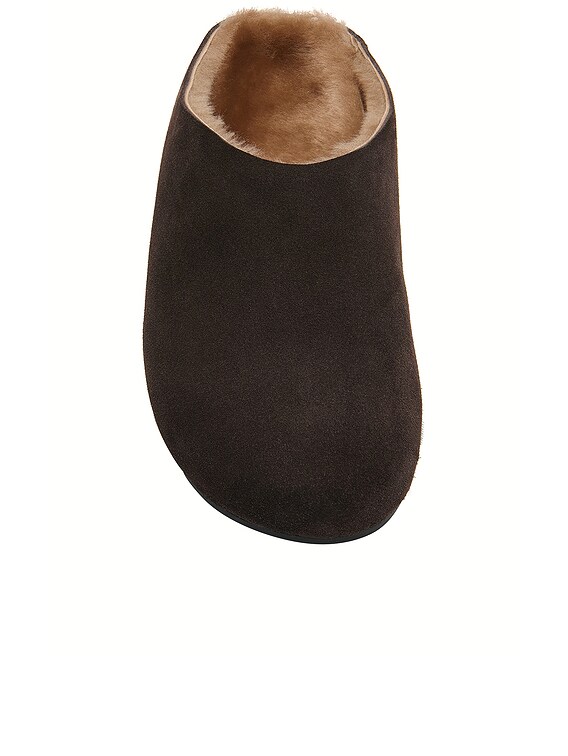 THE ROW ダークブラウン　焦茶　ミュール　ザロウ The Row Hudson Slide in Lacquer Brown | FWRD