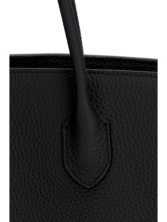 バッグ the row Marlo bag The Row Marlo Bag in Midnight ANS | FWRD