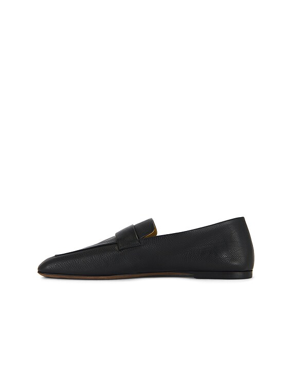 Square Loafer
