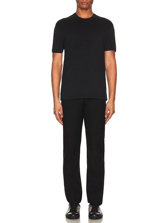 【関税&送料込】Tom Ford Lyocell Cotton Ss Crew Neck TOM FORD Lyocell Cotton Ss Crew Neck in Black | FWRD