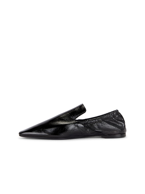【TOTEME】ベロアレザー バンドゥミュール ブラック Toteme Elastic Back Leather Loafer in Black | FWRD