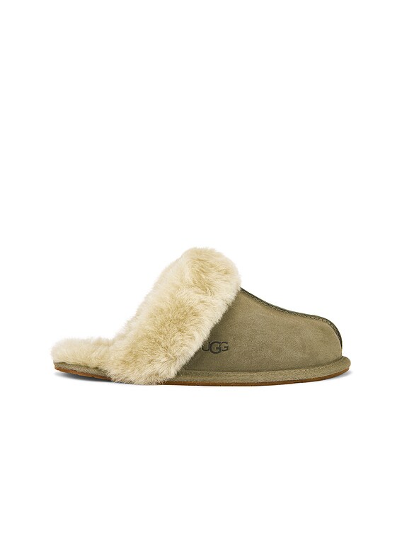 UGG Scuffette II Slipper in Moss Green & Muted Brass | FWRD display picture 3