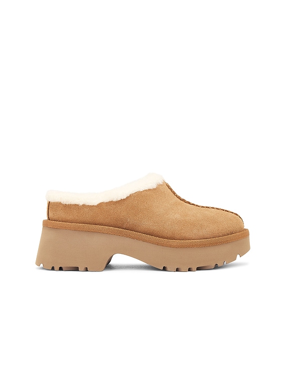 UGG New Heights Cozy Clog in Chestnut | FWRD