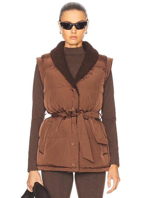 Varley Lanville Wrap Puffer Gilet Vest in Chestnut & Coffee Bean