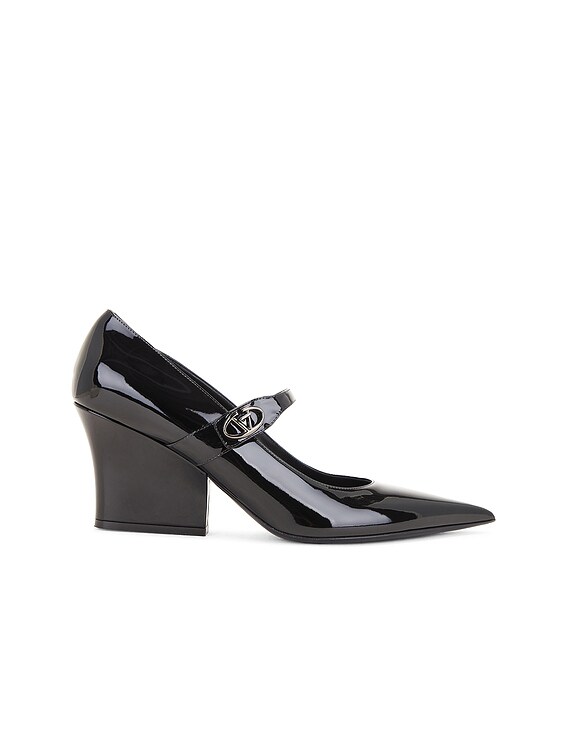 VALENTINO GARAVANI レースリボンブラックハイヒール Valentino Garavani V Logo 75 Lockette Mary Jane Pump in Nero | FWRD