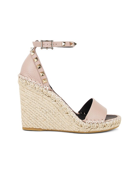 【Valentino】ROCKSTUD WEDGE ESPADRILLAS◆6W2S0IJ8CRC Valentino Garavani Rockstud Wedge Espadrillas in Poudre