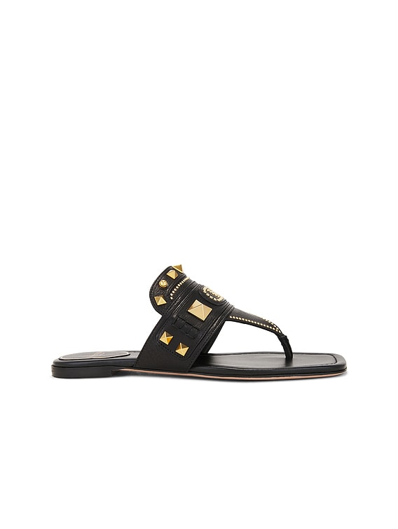 Valentino Garavani Plaster Caster Thong Sandal in Nero | FWRD