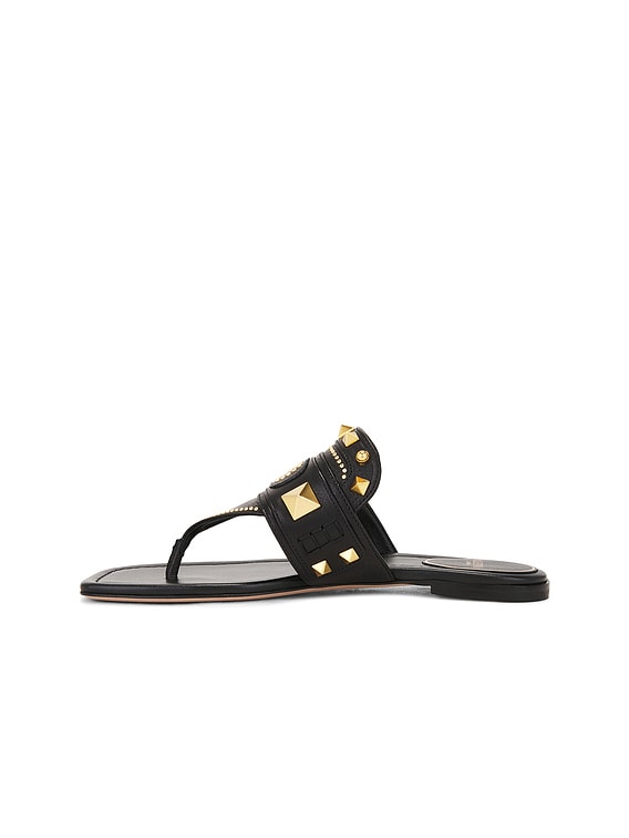 Valentino garavani「VG プラスターキャスター」トングサンダル Valentino Garavani Plaster Caster Thong Sandal in Nero | FWRD