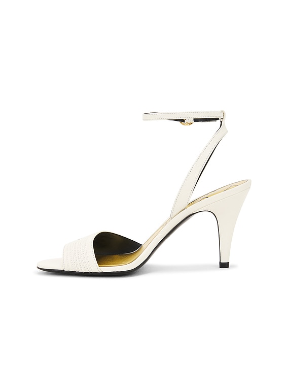 【関税&送料込】Valentino Garavani Ivory Leather Ladycrush S Valentino Garavani Ladycrush Leather Ankle-Strap Sandals