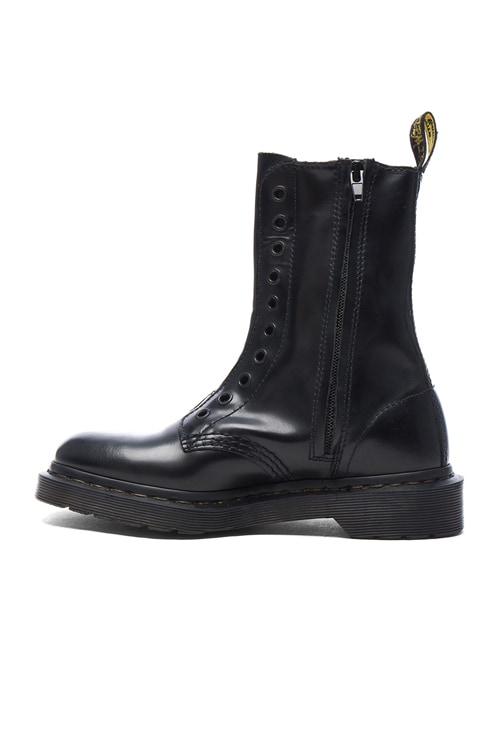 vetements dr martens sale