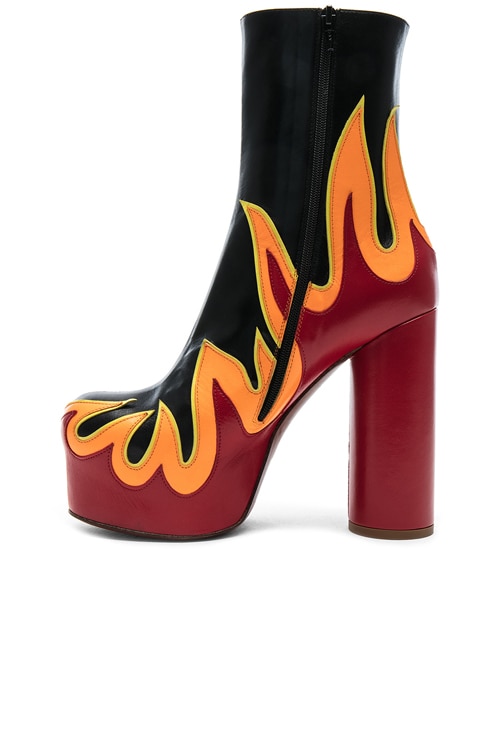 vetements flame boots