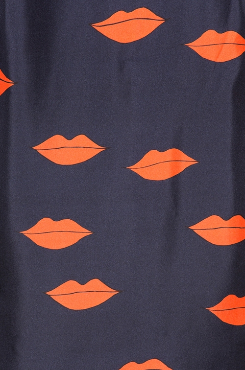 Victoria Victoria Beckham Tux Cuff Shirt in Navy Red Scattered