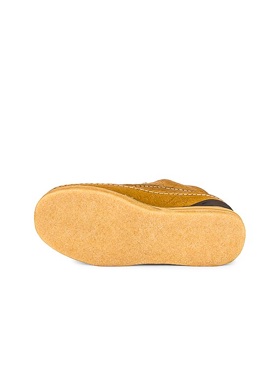 visvim 21AW CANOE MOC Ⅱ FOLK Visvim Canoe Moc II Folk in Beige | FWRD