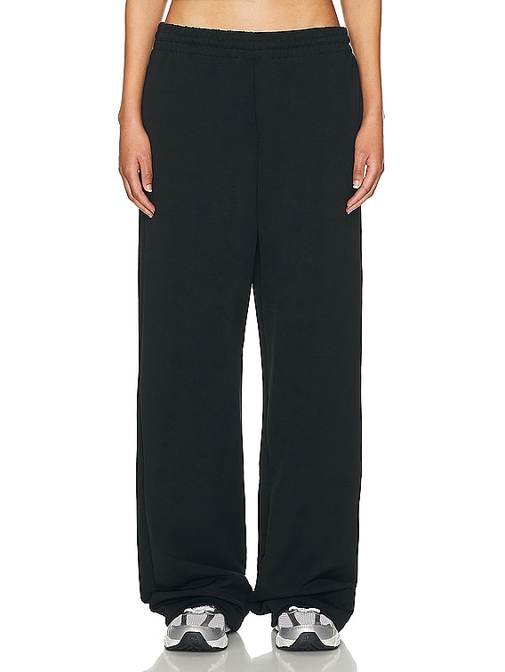 ボトムスその他 WARDROBE NYC 'Semi Matte Track' joggers (W2104R15 BLACK) WARDROBE.NYC Semi Matte Track Pants - Joggers - BeyondStyle