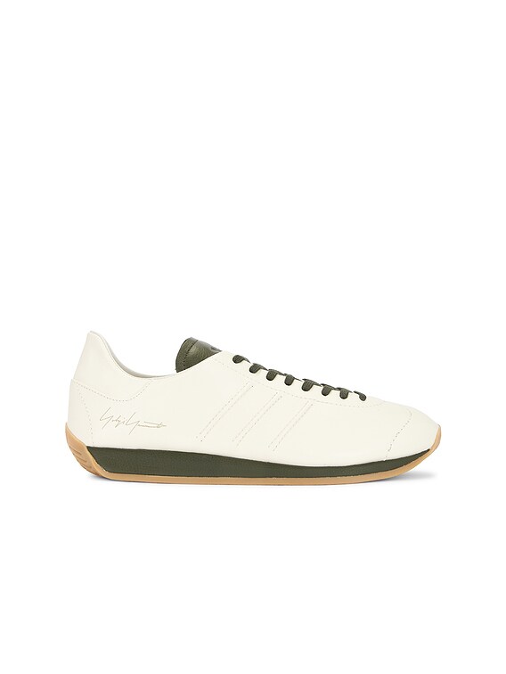 Y-3 Yohji Yamamoto YAMAMOTO COUNTRY スニーカー - Cream White & Night Cargo | FWRD