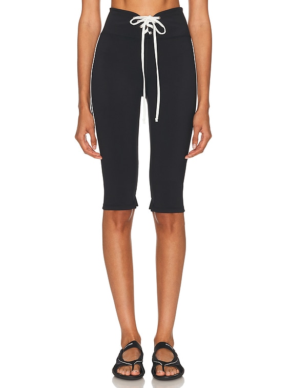 legging football