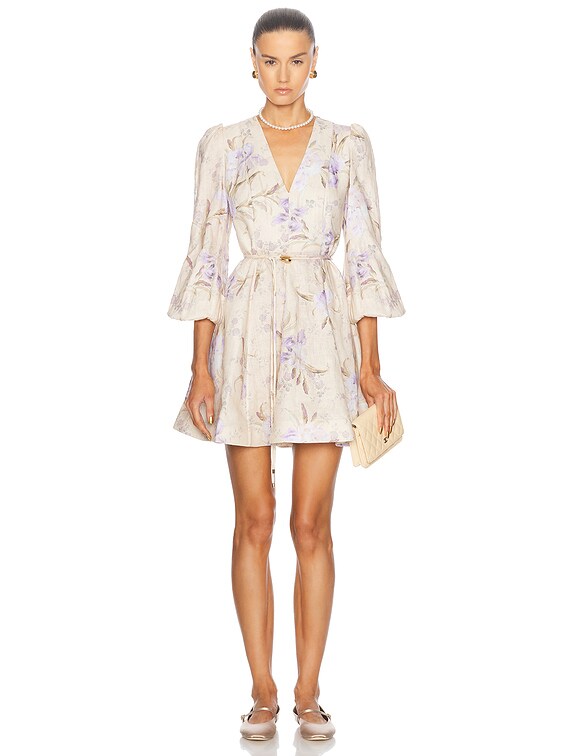 【Zimmermann】エデン ベルト付き フリップドレス Zimmermann Eden Belted Flip Dress in Natural Iris | FWRD