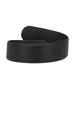 ALAÏA Flex Twist Belt in Noir, view 2, click to view large image.