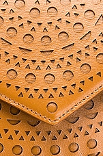 ALAÏA Oum 20 Leather Laser Cut Clutch in Tan Clair, view 7, click to view large image.