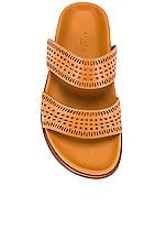 ALAÏA Vienne Leather Slides in Tan Clair, view 4, click to view large image.