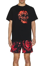 Alexander McQueen Skull T-shirt in Black & Red, view 3, click to view large image.