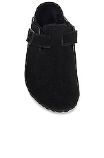 BIRKENSTOCK Boston Shearling in Black, view 4, click to view large image.