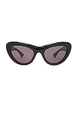 Bottega Veneta Curvy Cat Eye Sunglasses in Black, view 1, click to view large image.