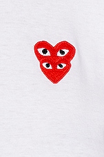 COMME des GARCONS PLAY Tee Shirt in White, view 5, click to view large image.