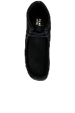 Clarks Wallabee Boot in Black, view 4, click to view large image.