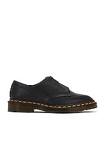 Dr. Martens Cullen Polished Smooth Shoe in Black, view 1, click to view large image.