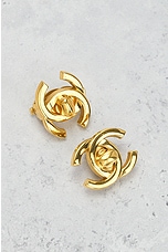 FWRD Renew Chanel 1996 CC Turnlock Clip-On Earrings in Gold, view 5, click to view large image.