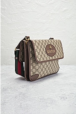 FWRD Renew Gucci GG Supreme Shoulder Bag in Beige, view 4, click to view large image.