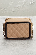 FWRD Renew Chanel Filigree Chain Vanity Clutch in Beige, view 3, click to view large image.
