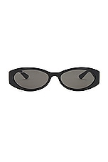 Gucci Hailey Oval Sunglasses in Black, view 1, click to view large image.