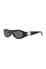 Gucci Hailey Oval Sunglasses in Black, view 2, click to view large image.