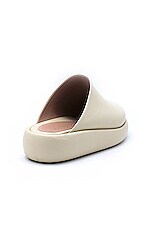 Ilio Smeraldo x Kate Young Clog in Cream, view 3, click to view large image.