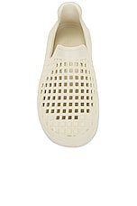 Lusso Cloud Scenario Slip On in Bone, view 4, click to view large image.